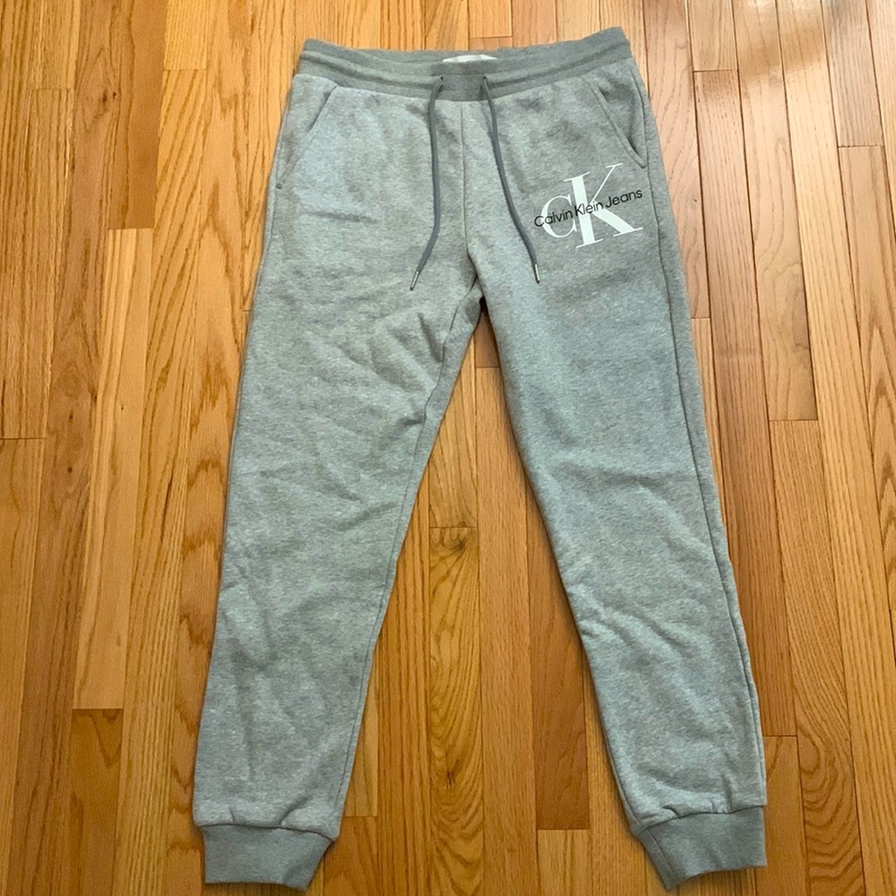 Men’s Calvin Klein sweatpants